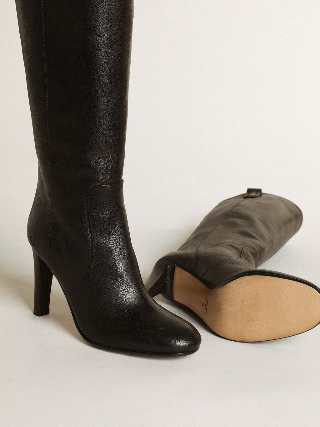 Helen boots in black leather| Golden Goose