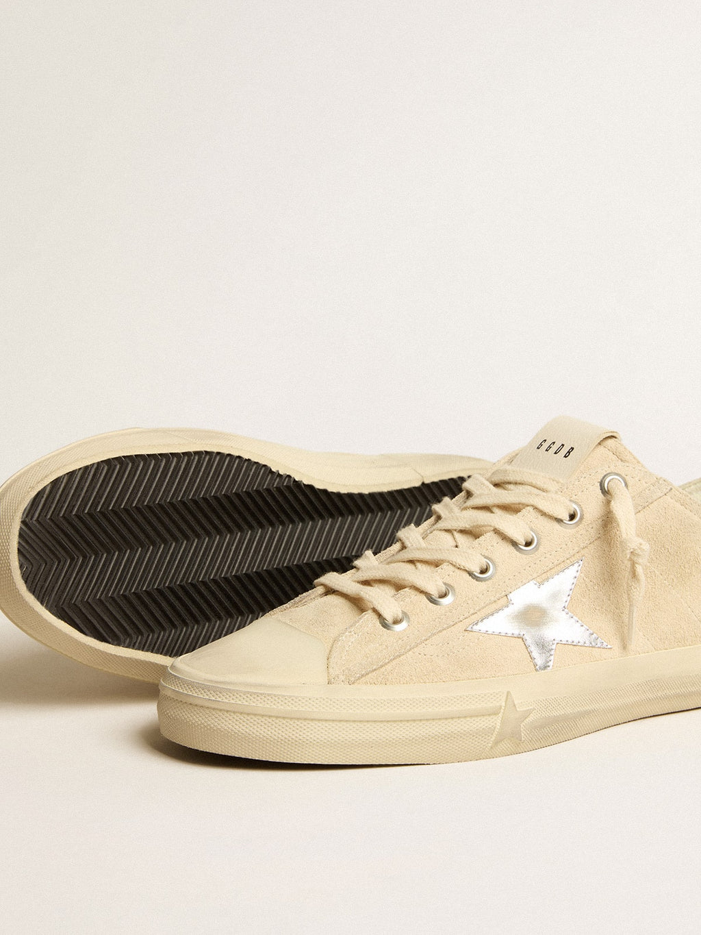 Men's V-Star in pearl suede with silver metallic leather star| Golden Goose