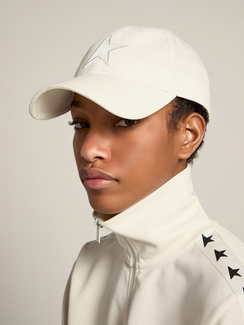 White baseball cap with star| Golden Goose