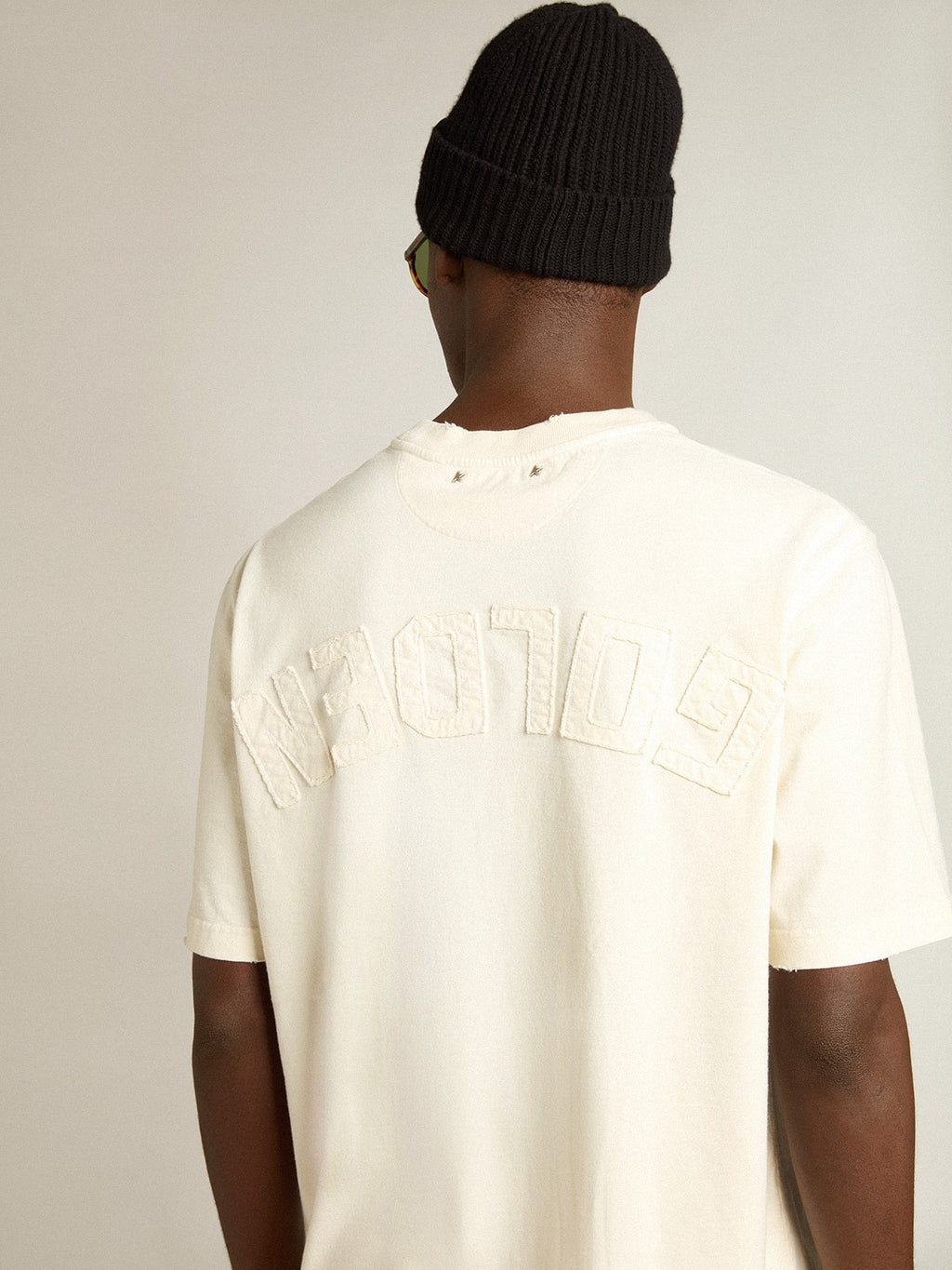 T-shirt in aged white with reverse logo on the back - Jersey Capsule| Golden Goose