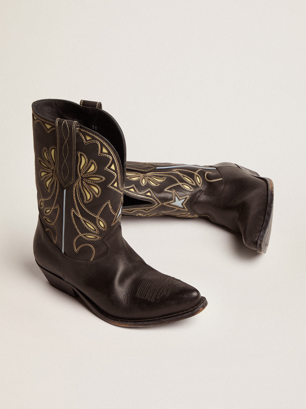 Women's Wish Star low boots in black leather with yellow details| Golden Goose