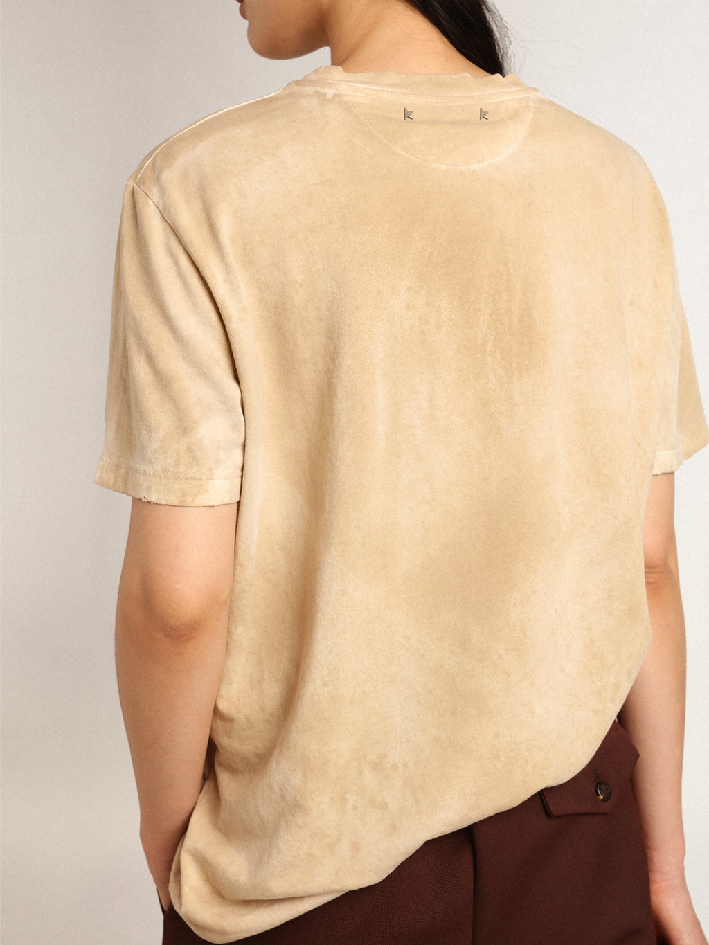 Women's bone white T-shirt with floral print| Golden Goose