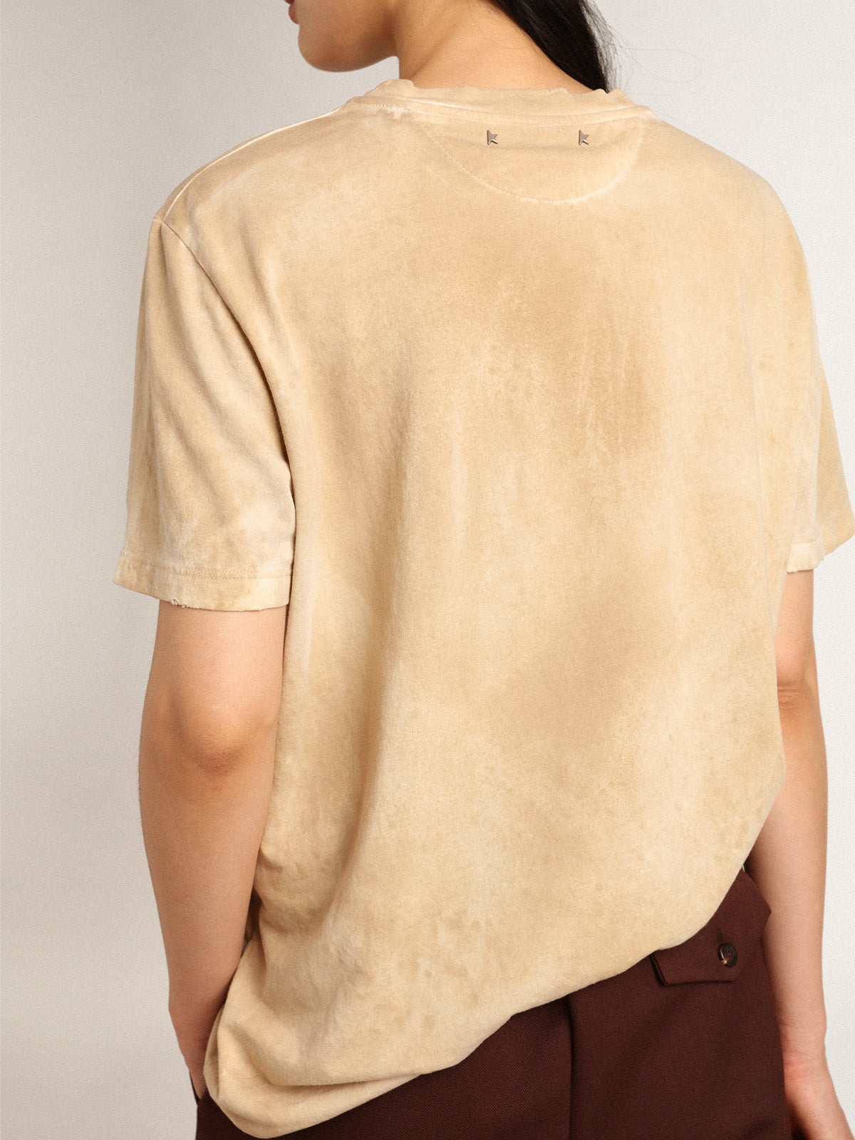 Women's bone white T-shirt with floral print| Golden Goose