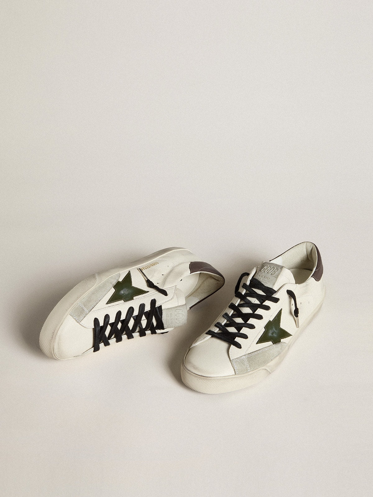 Men's Super-Star in nappa with green leather star and gray leather heel tab| Golden Goose