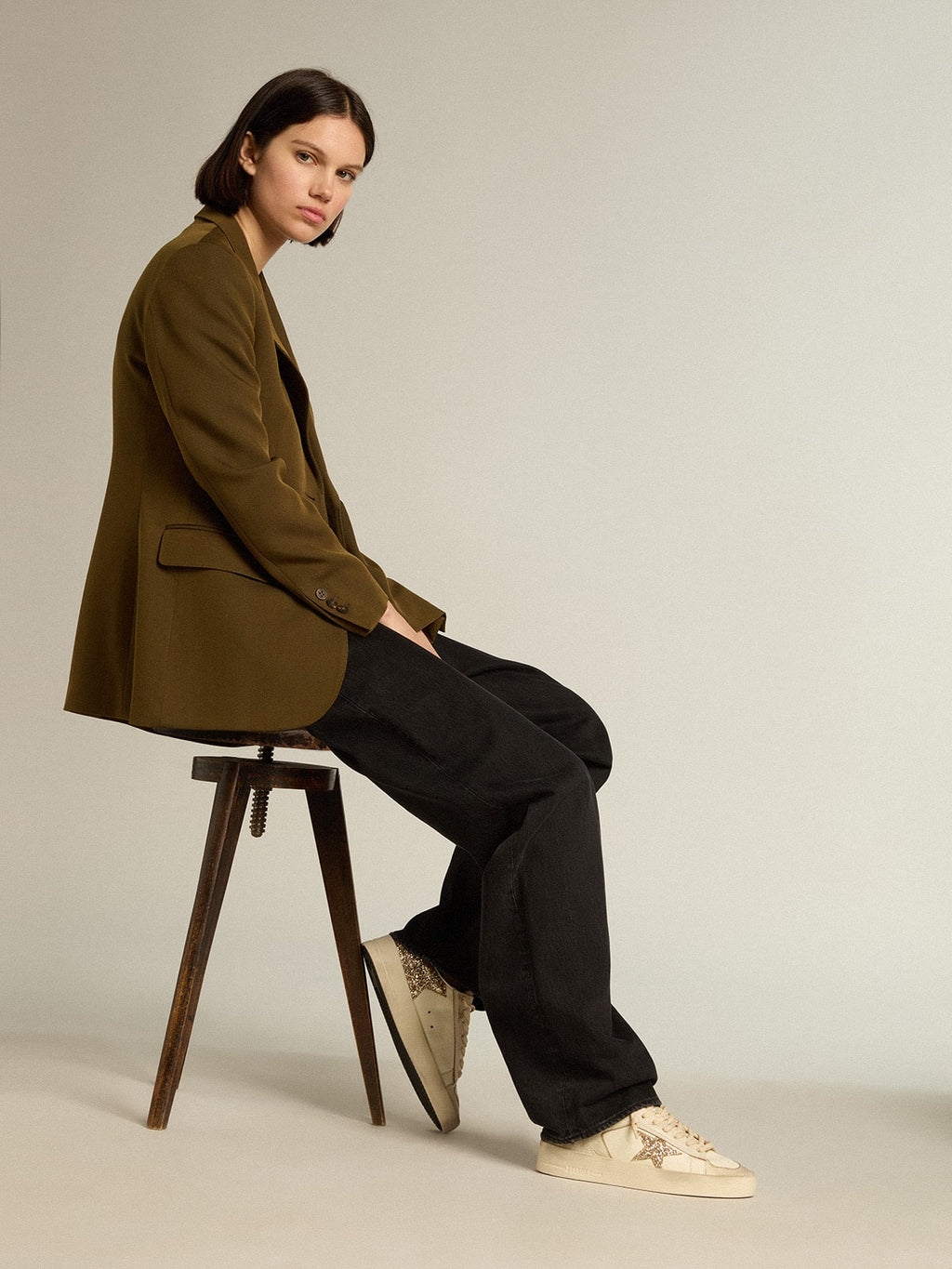 Women's Stardan in ecru nappa leather with gold glitter star and heel tab| Golden Goose