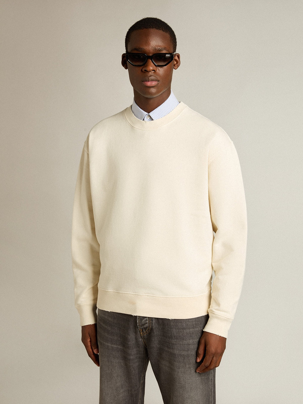 Sweatshirt in aged white with reverse logo on the back - Jersey Capsule| Golden Goose