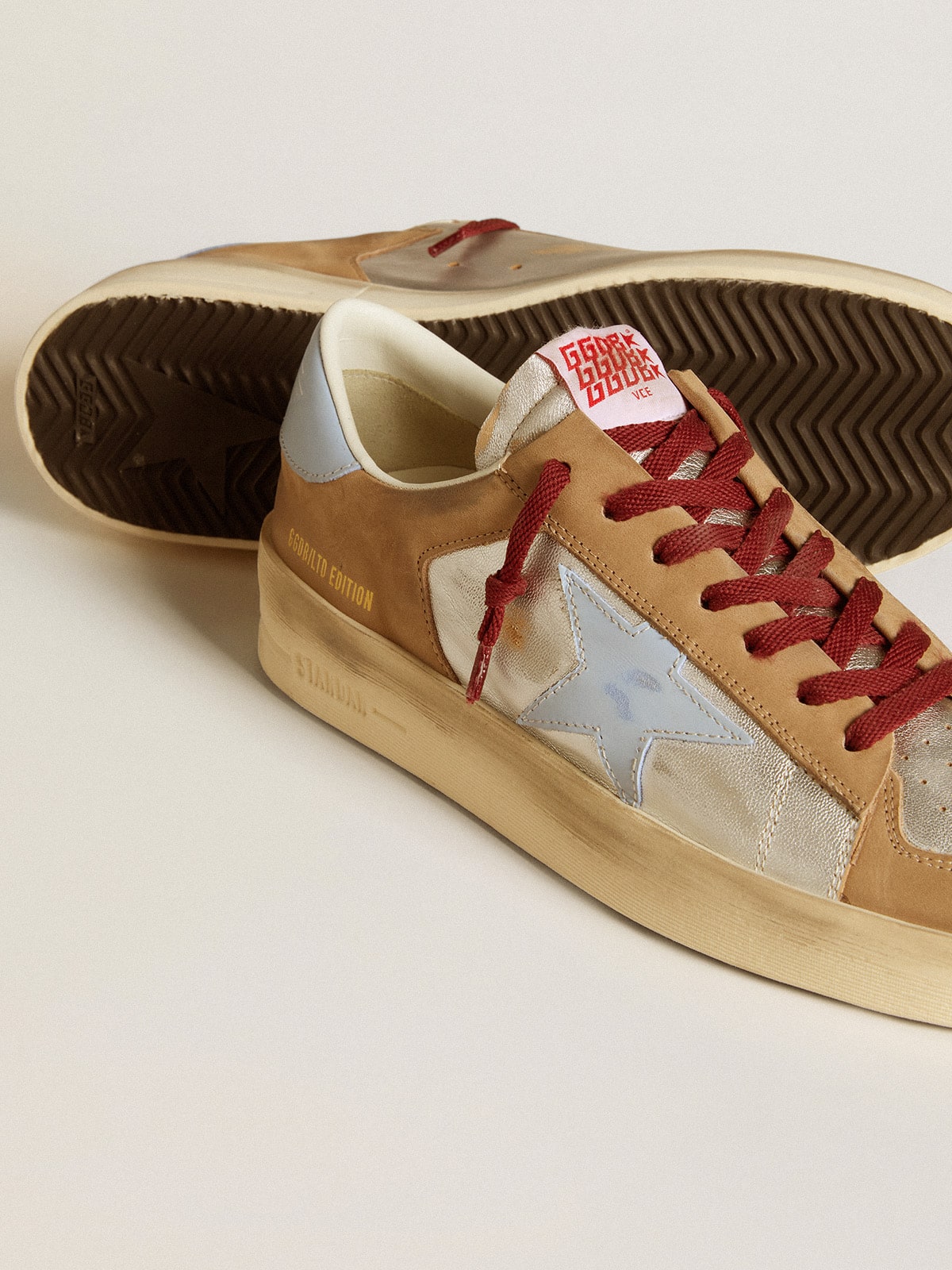Men's silver Stardan LTD with light blue leather star and nubuck inserts| Golden Goose