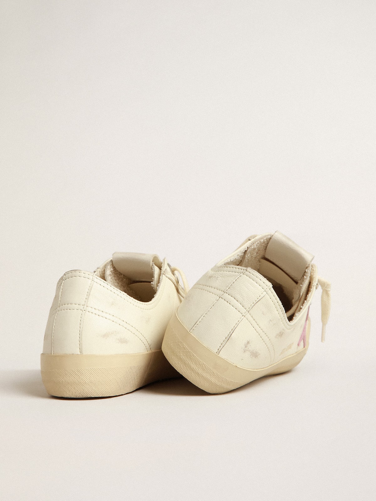 V-Star in beige nappa leather with old-rose suede star| Golden Goose
