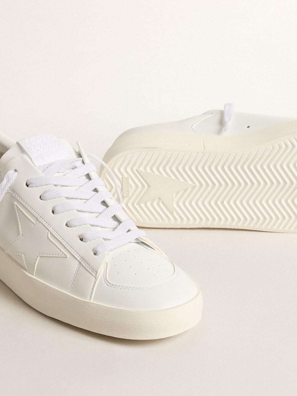 Men's bio-based Stardan with white star and heel tab| Golden Goose
