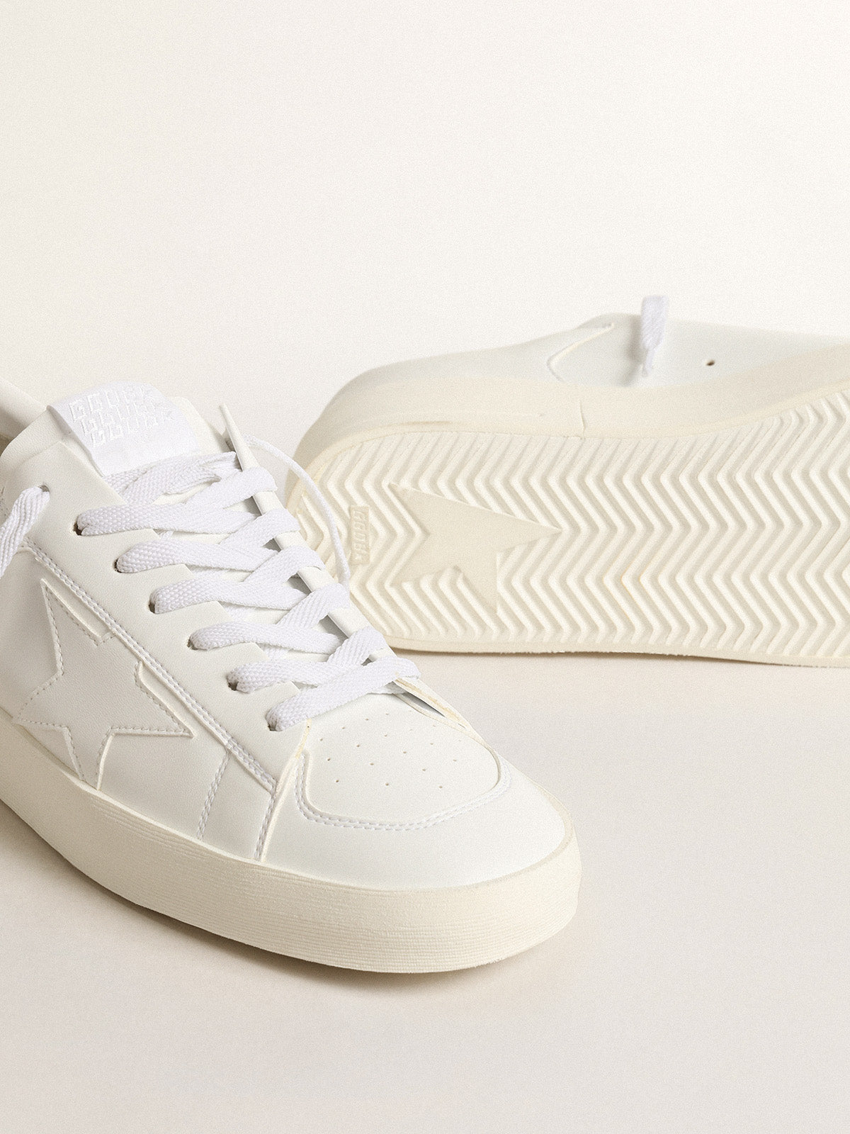Men's bio-based Stardan with white star and heel tab| Golden Goose