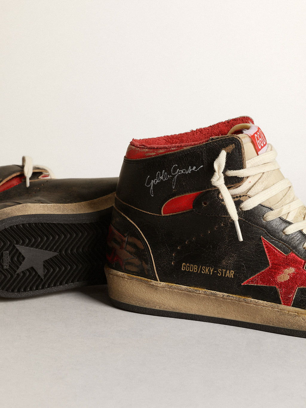 Men's Sky-Star in glossy black leather with red star| Golden Goose