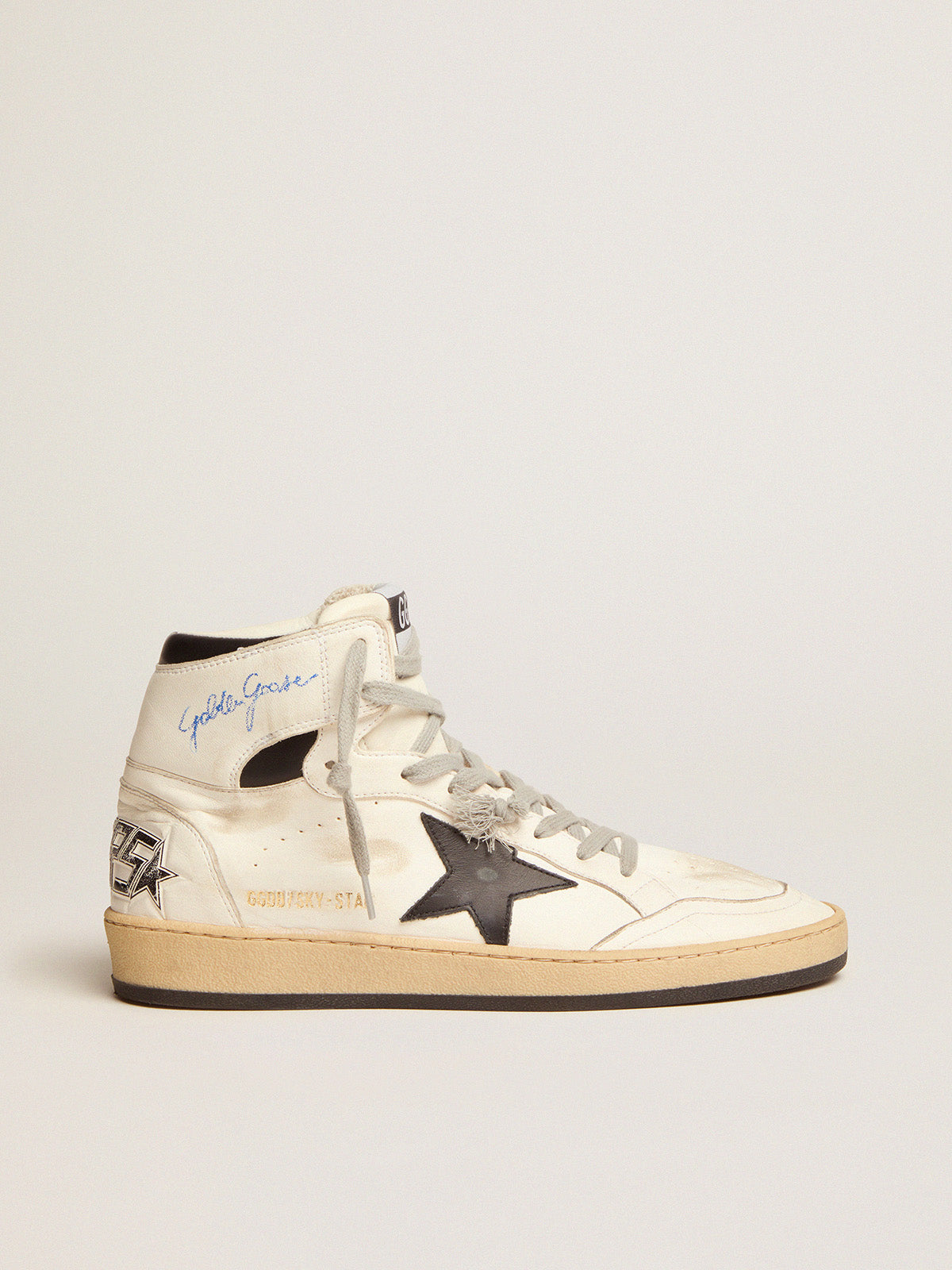 Women's Sky-Star with signature on the ankle and black inserts| Golden Goose
