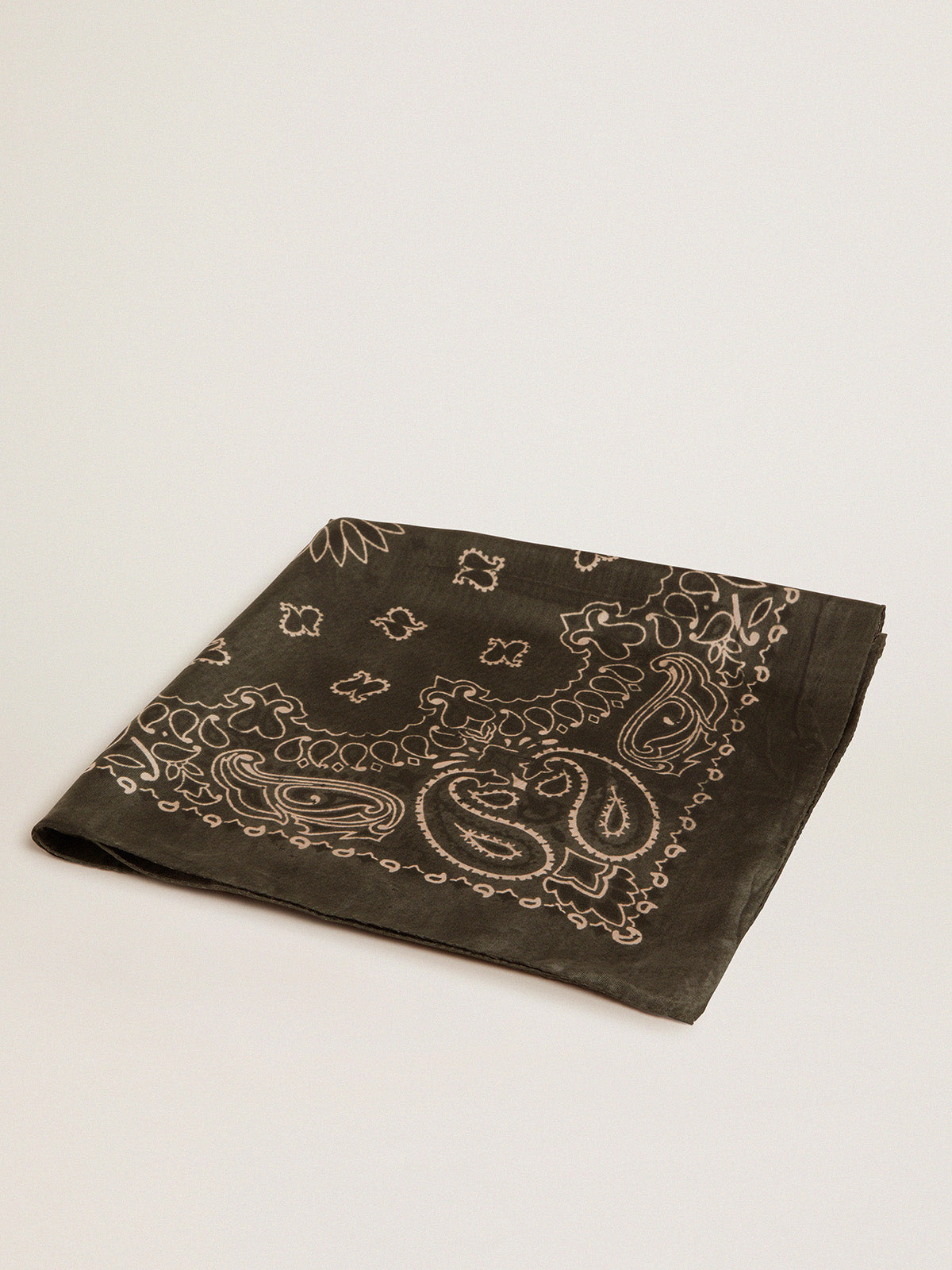 Moss-green scarf with paisley pattern| Golden Goose