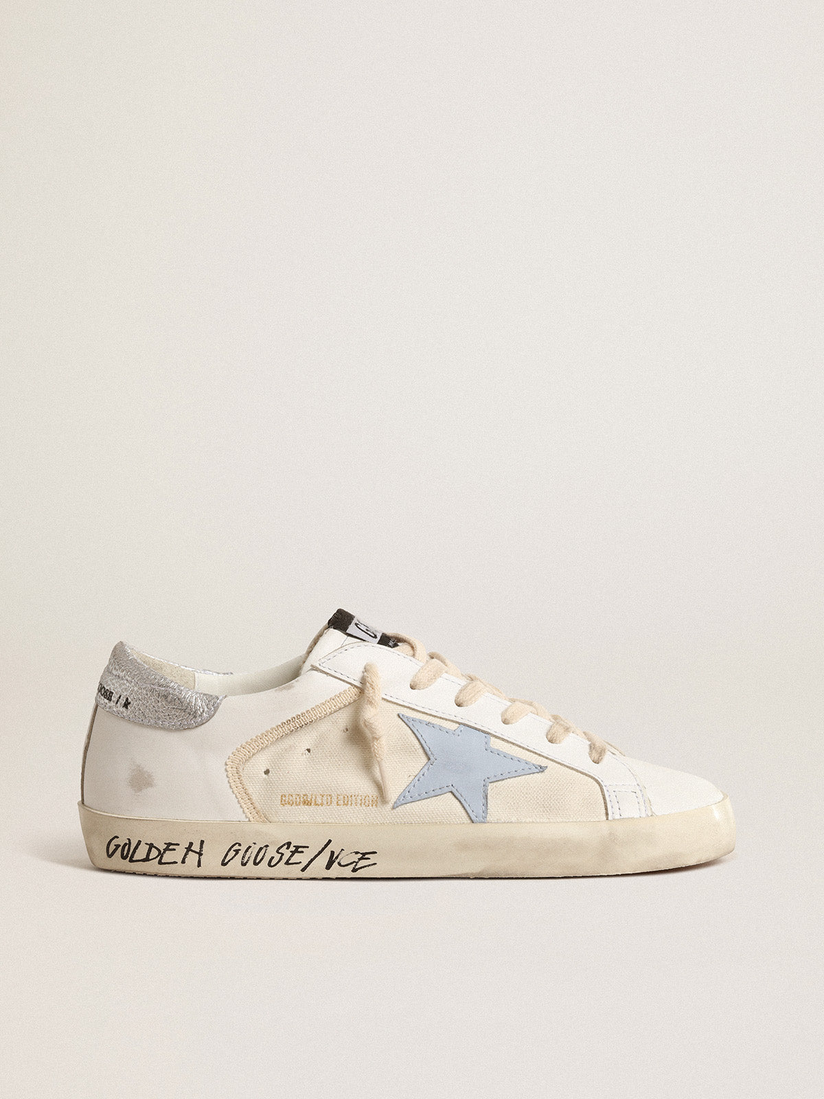 Super-Star LTD with light blue star and silver leather heel tab| Golden Goose