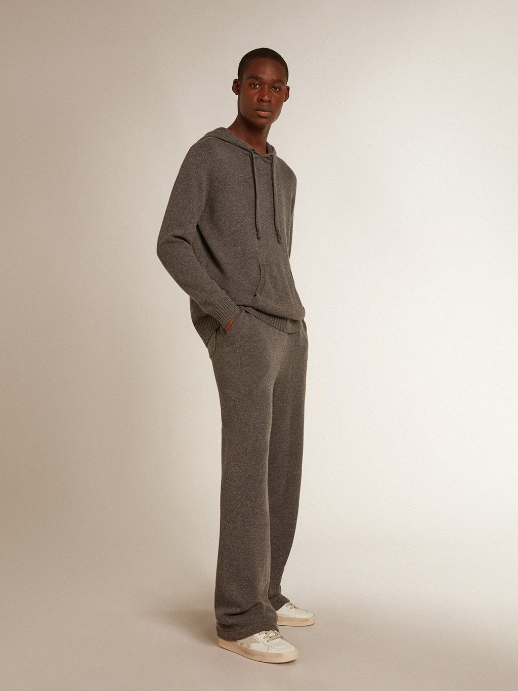 Men's gray melange cashmere blend joggers| Golden Goose