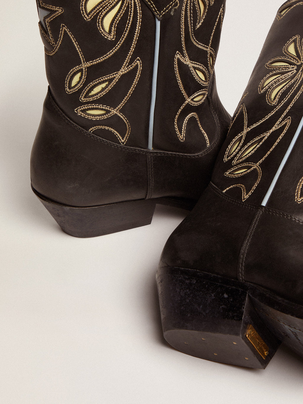 Women's Wish Star low boots in black leather with yellow details| Golden Goose