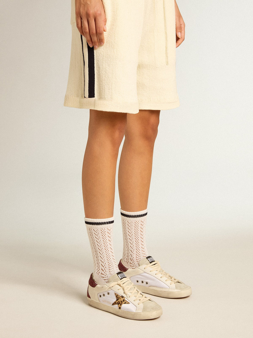 Long ribbed socks in vintage white with black stripe| Golden Goose