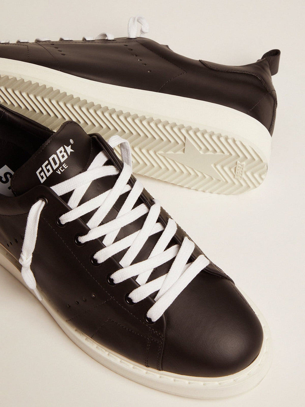 Men's Starter in leather with star printed on the heel tab| Golden Goose