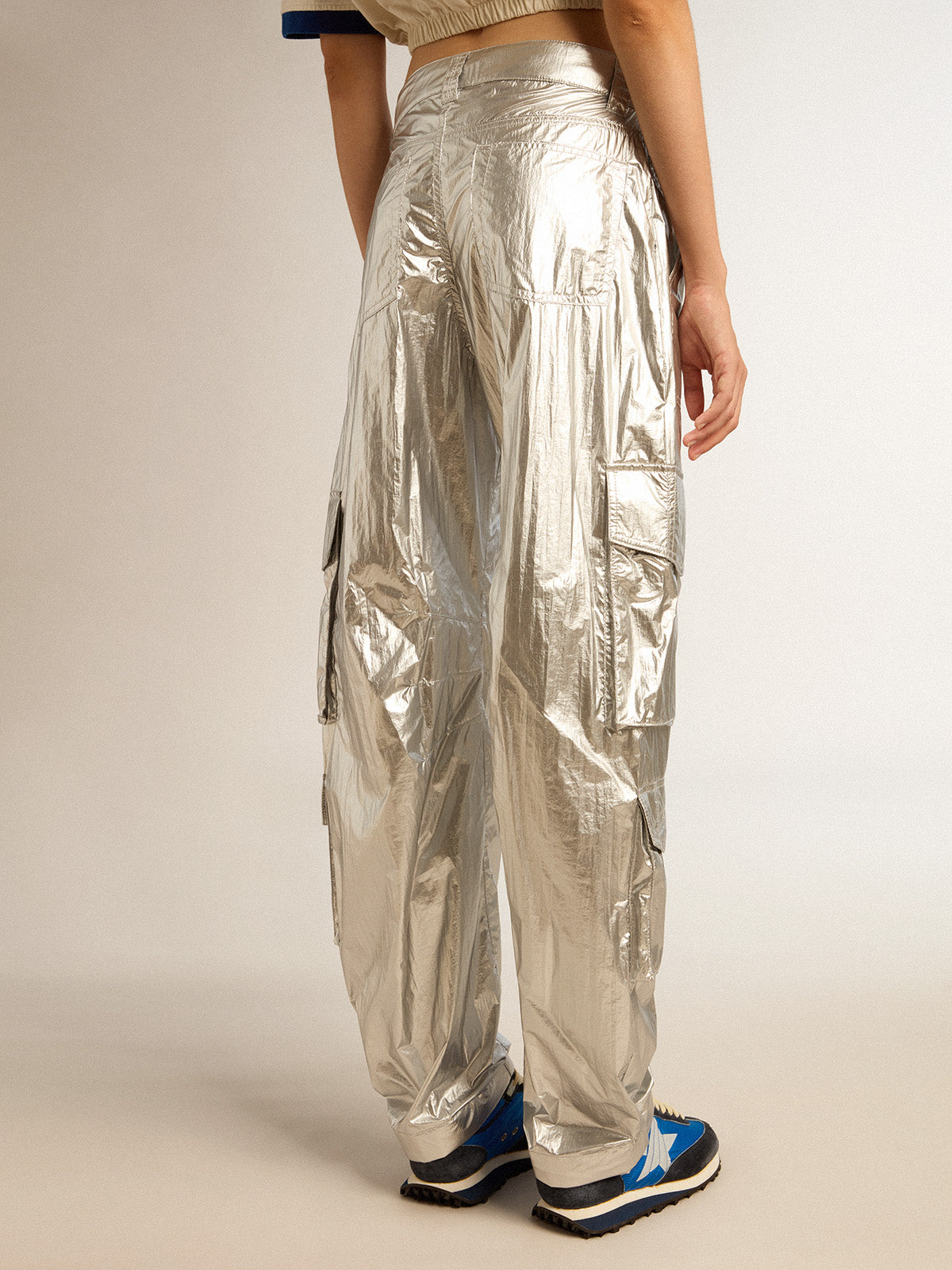 Women's cargo pants in silver technical fabric| Golden Goose