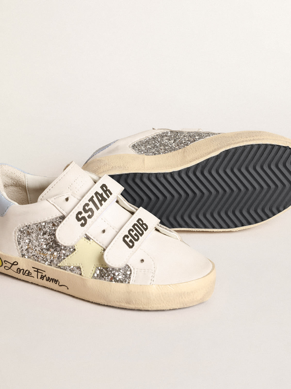 Bio-based Old School Junior with yellow star and glitter inserts| Golden Goose