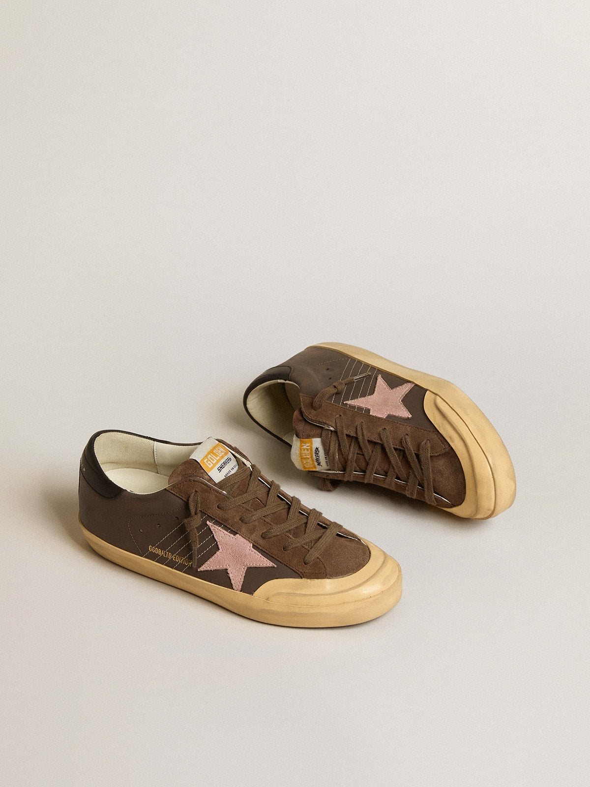 Women's Super-Star Penstar LTD in brown leather with pink suede star| Golden Goose