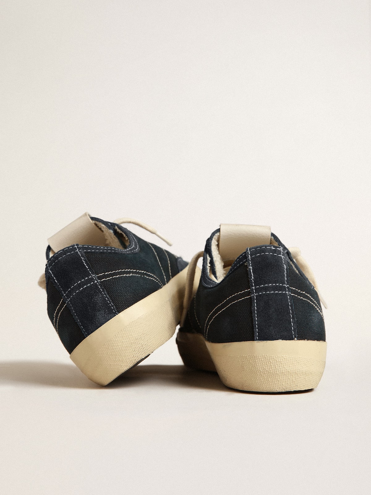 V-Star in navy-blue canvas with a silver laminated leather star| Golden Goose