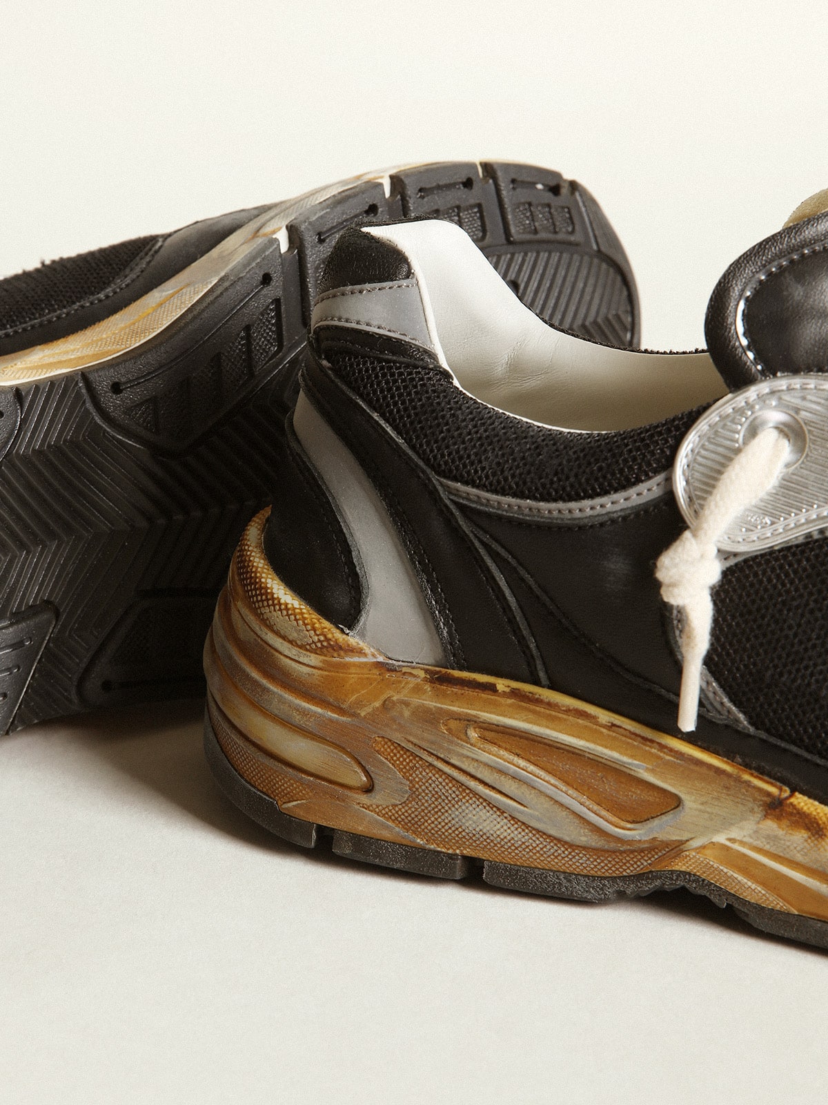 Men's Dad-Star in black mesh and nappa with ice-colored star| Golden Goose