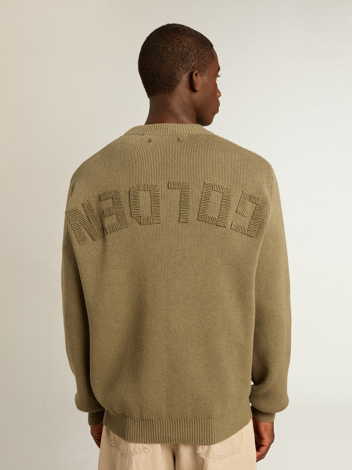 Men's round-neck sweater in cotton with logo on the back| Golden Goose