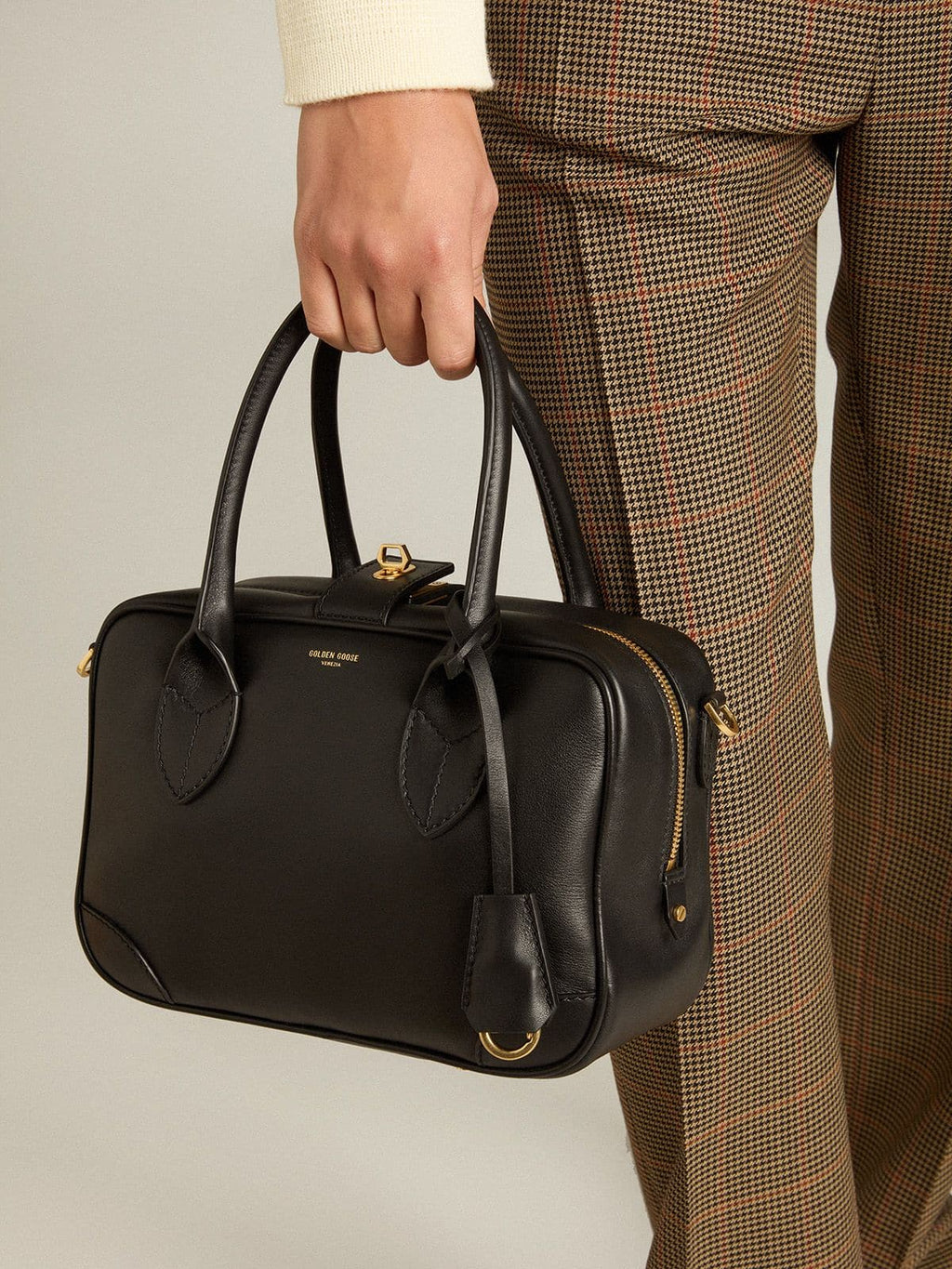 Vita Bag in smooth black leather with gold details| Golden Goose