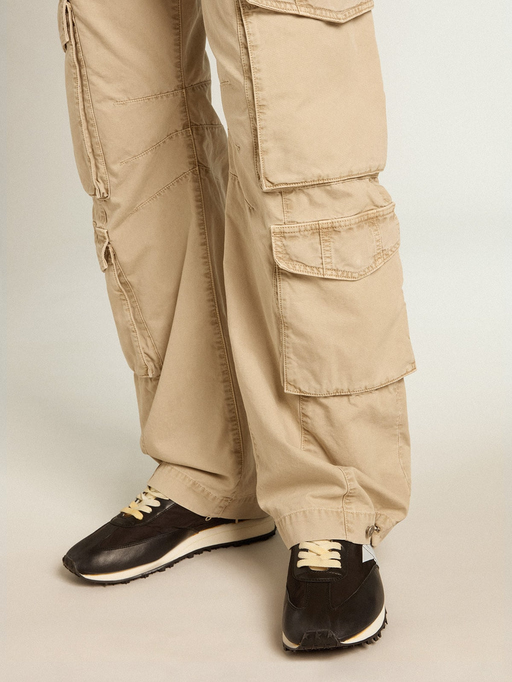 Men's khaki-colored cotton cargo pants| Golden Goose