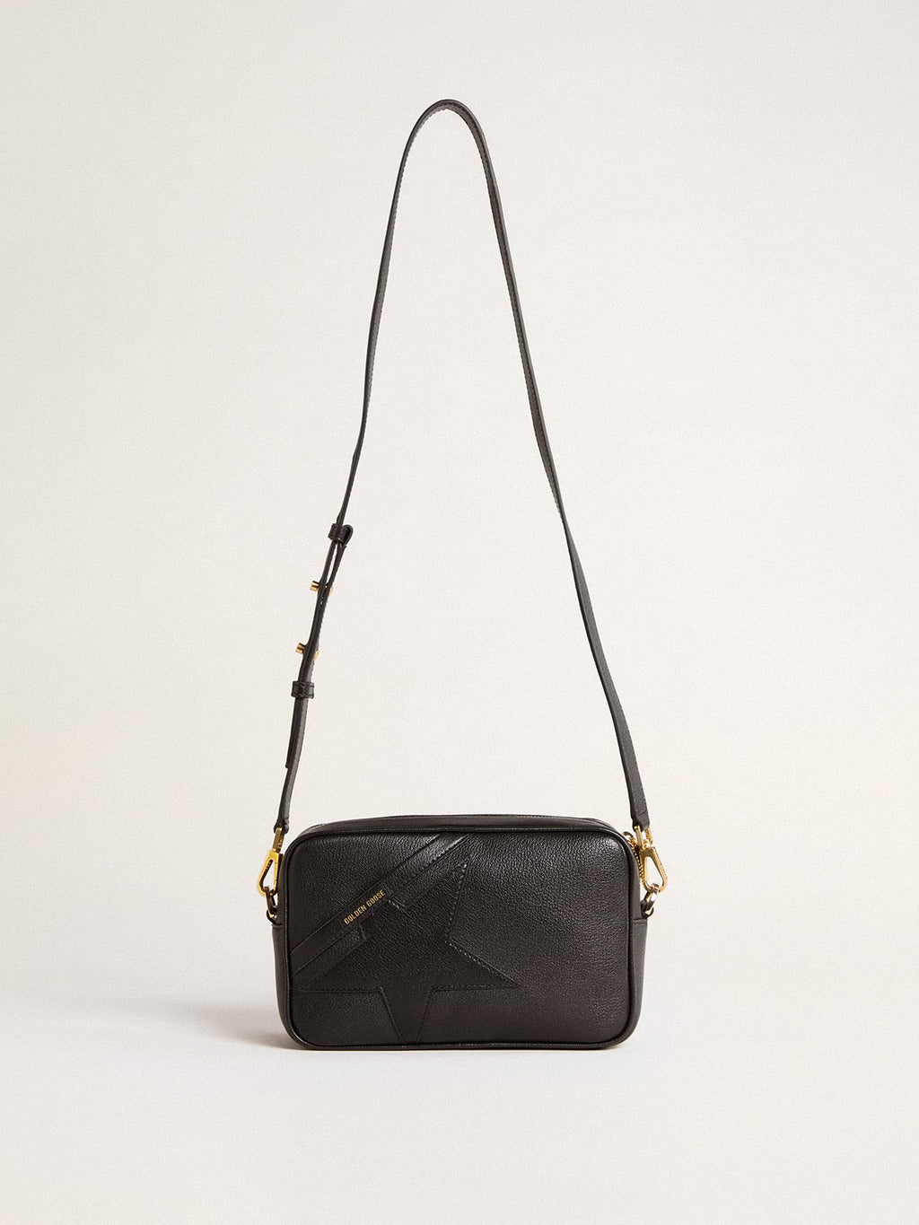 Star Bag in black leather with tone-on-tone star| Golden Goose