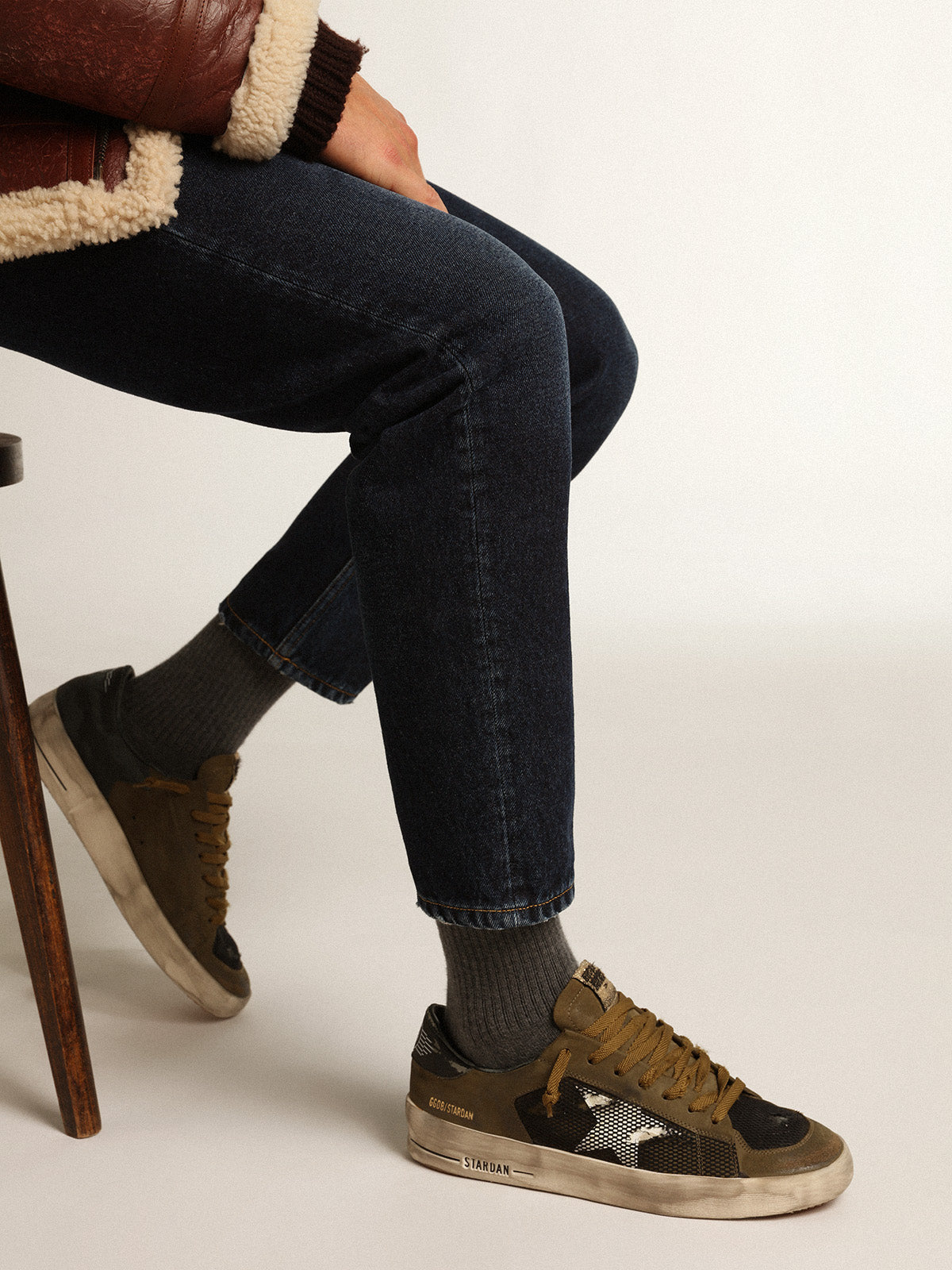 Men's Stardan in military green nubuck and black mesh with white star| Golden Goose