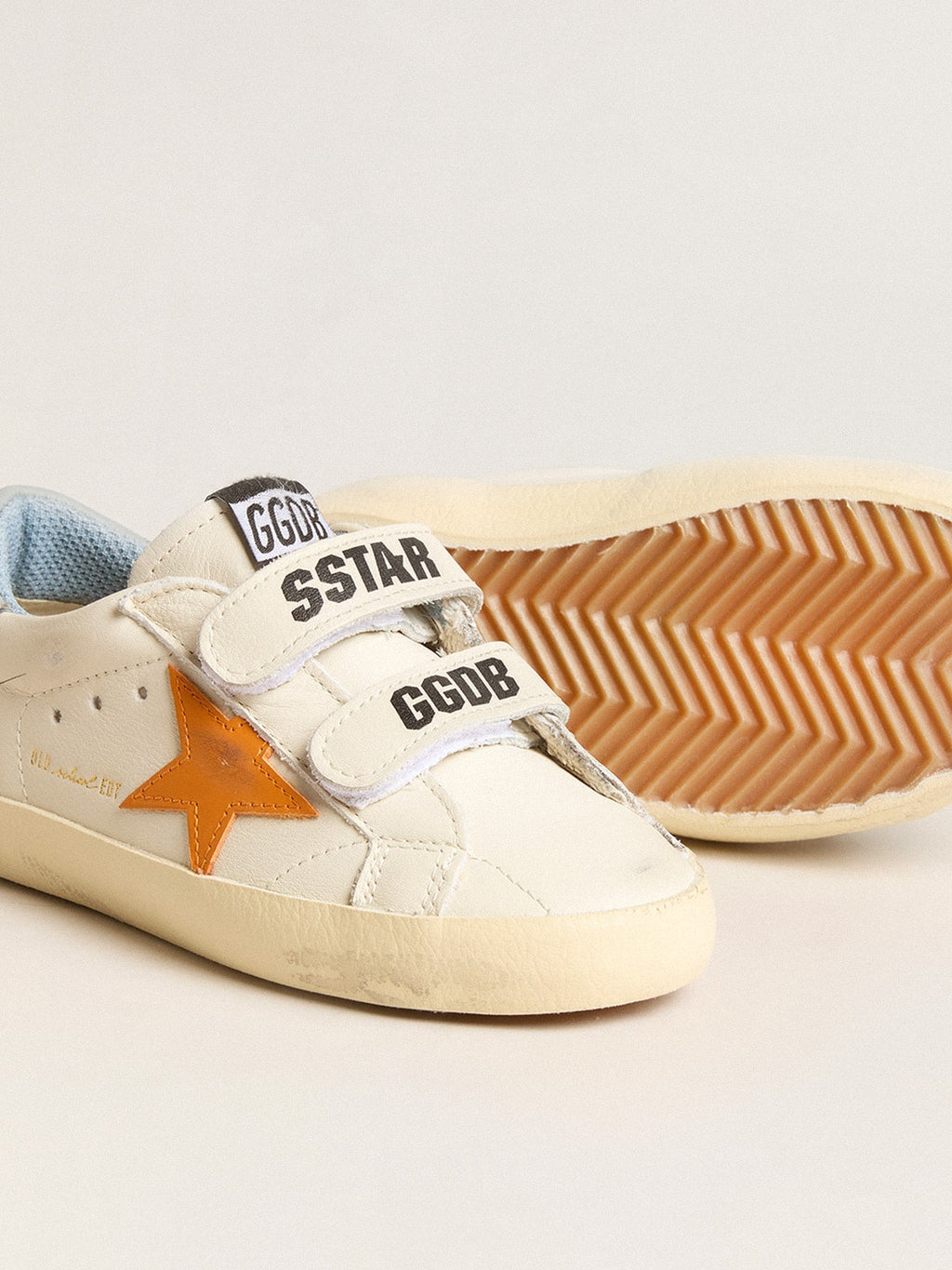Junior Old School in leather with orange star and baby blue heel tab| Golden Goose