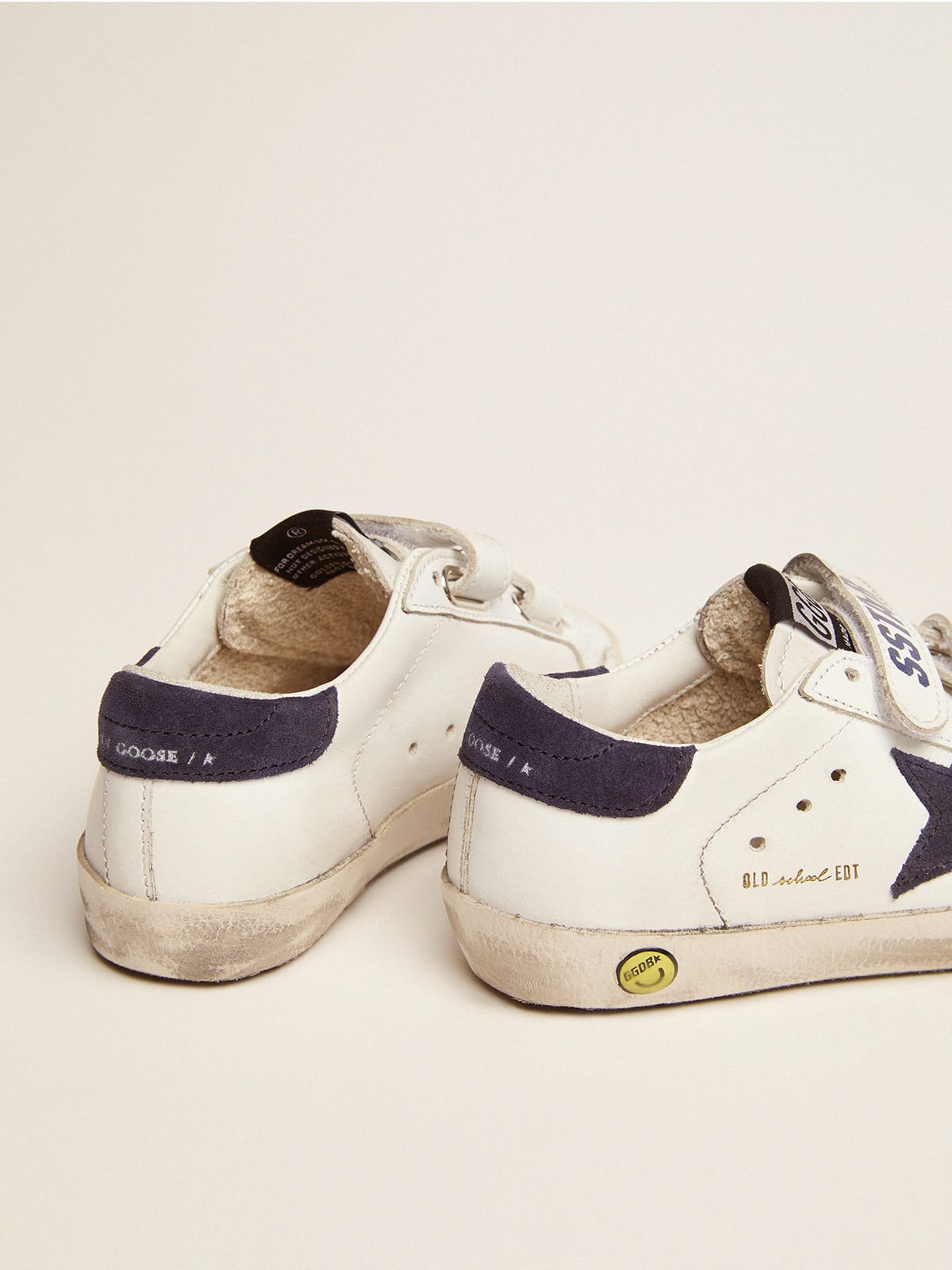 Old School with dark blue inserts in suede| Golden Goose