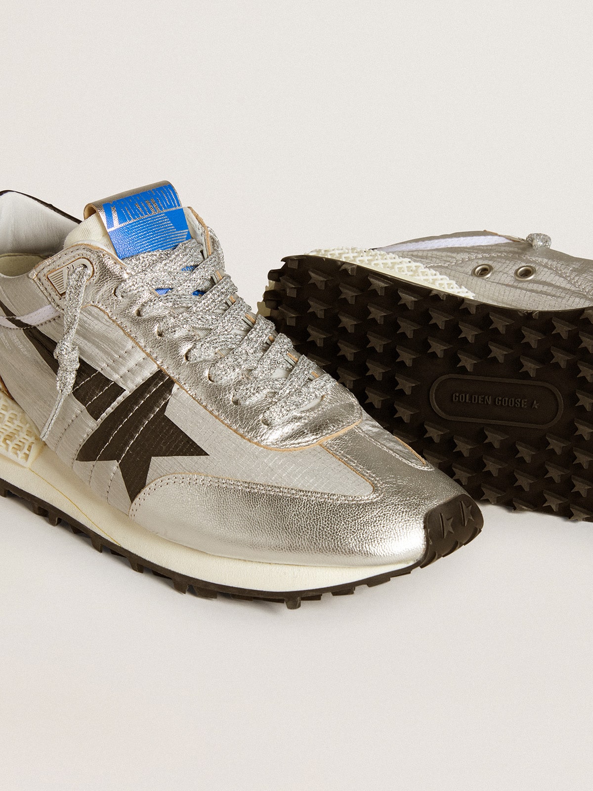 Women's Marathon with silver ripstop nylon upper and black star| Golden Goose