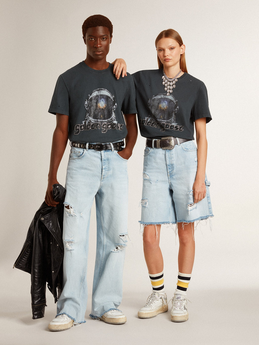 Black T-shirt with multicolor print| Golden Goose