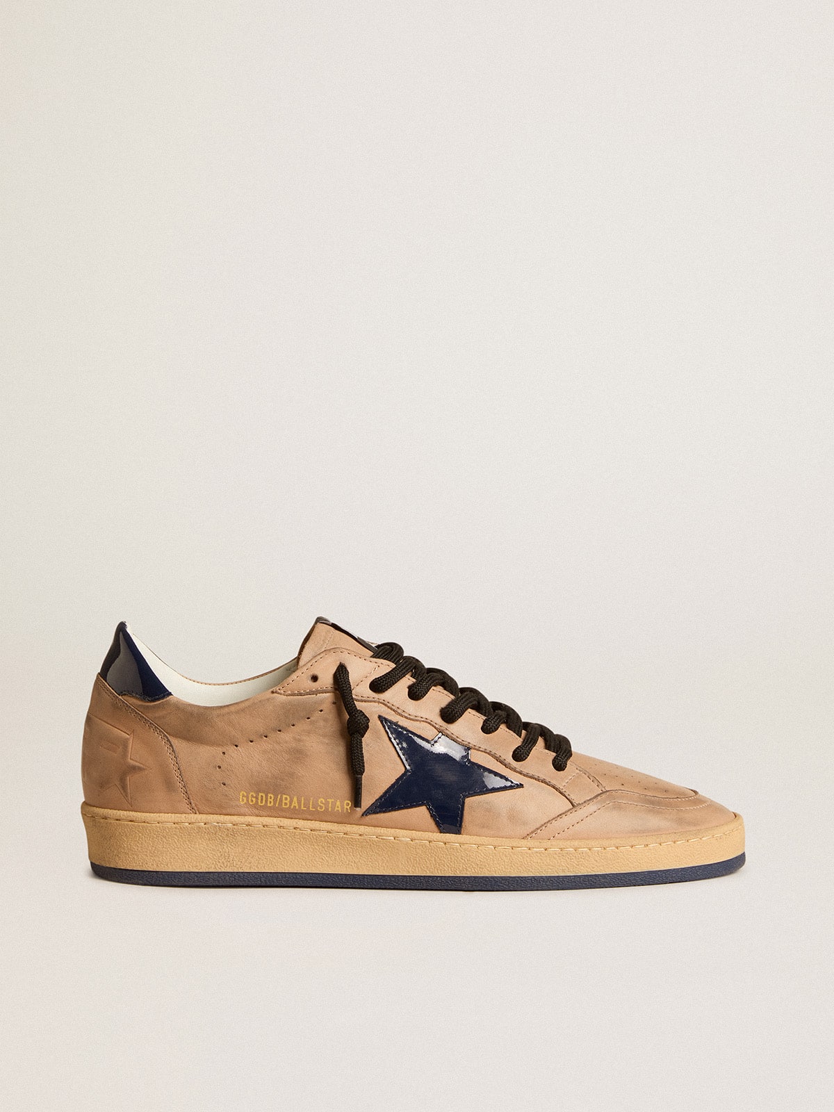 Ball Star in beige leather with blue patent leather star and heel tab| Golden Goose