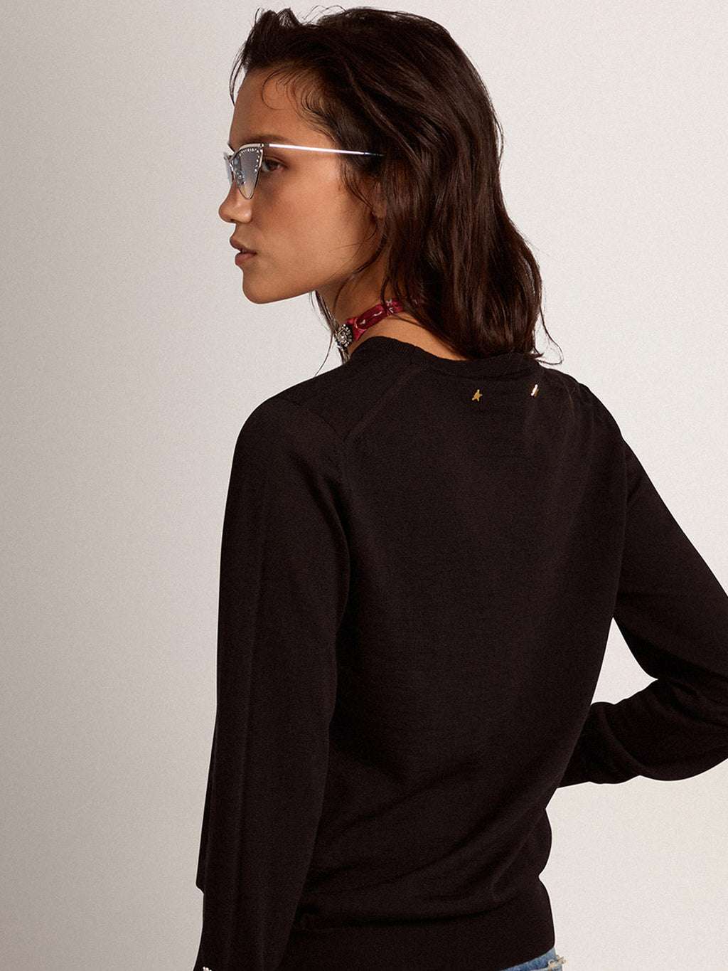 Women's round-neck sweater in black wool| Golden Goose