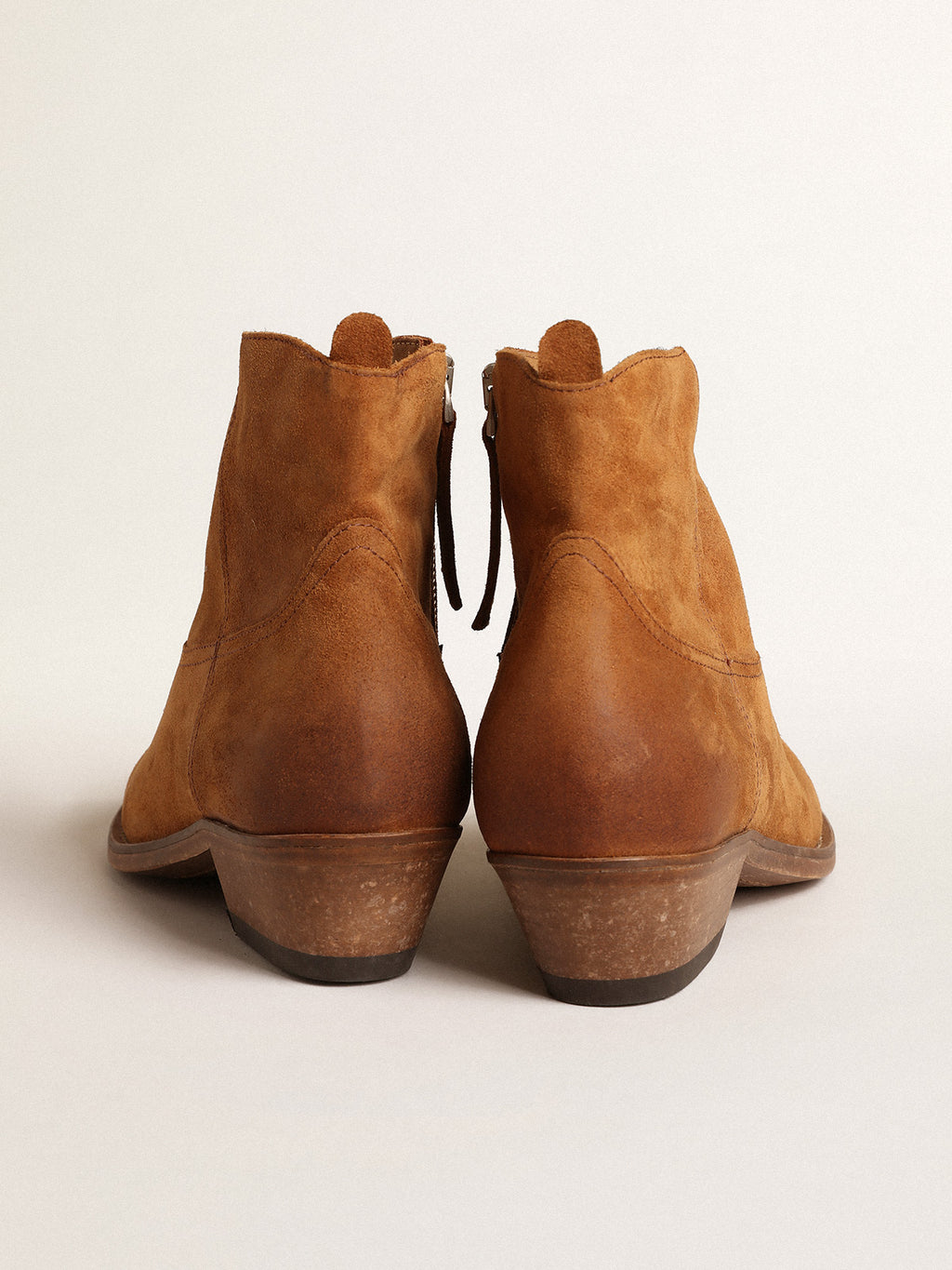 Young ankle boots in cognac-colored suede| Golden Goose