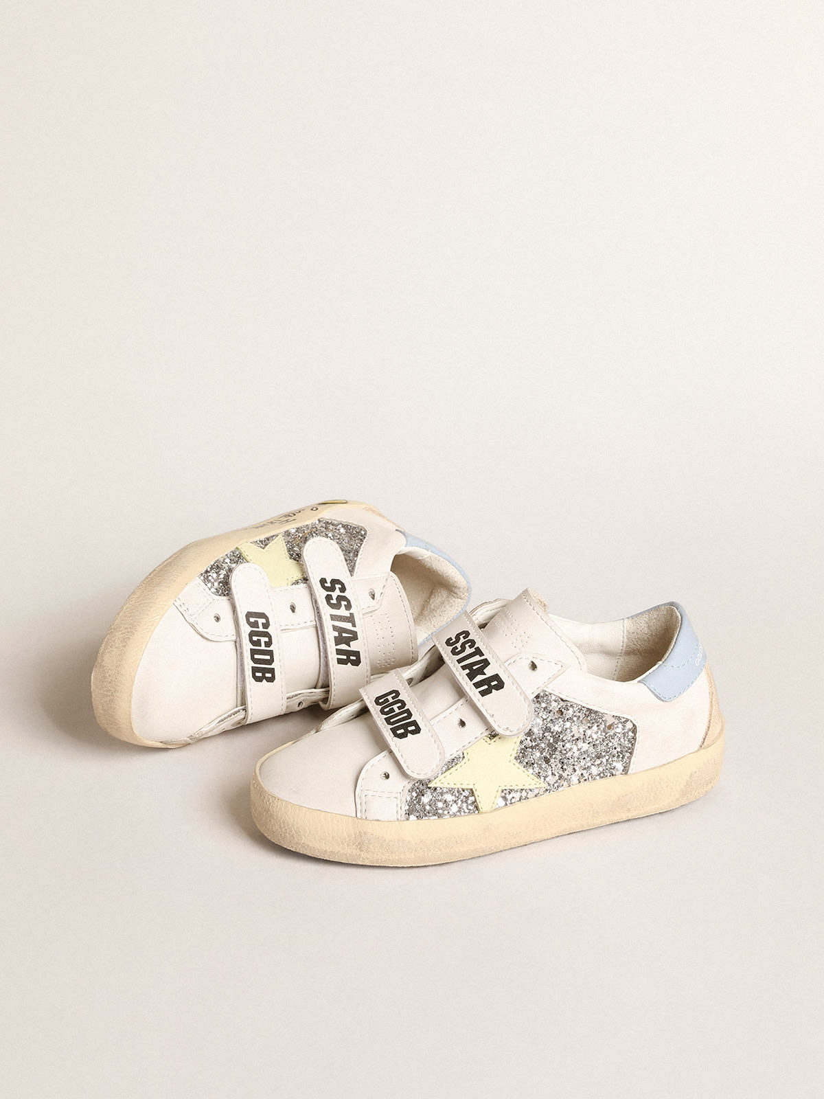 Bio-based Old School Junior with yellow star and glitter inserts| Golden Goose
