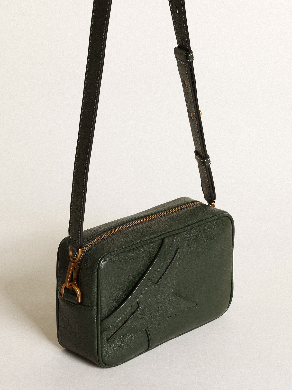 Women's Star Bag in dark green leather with tone-on-tone star| Golden Goose