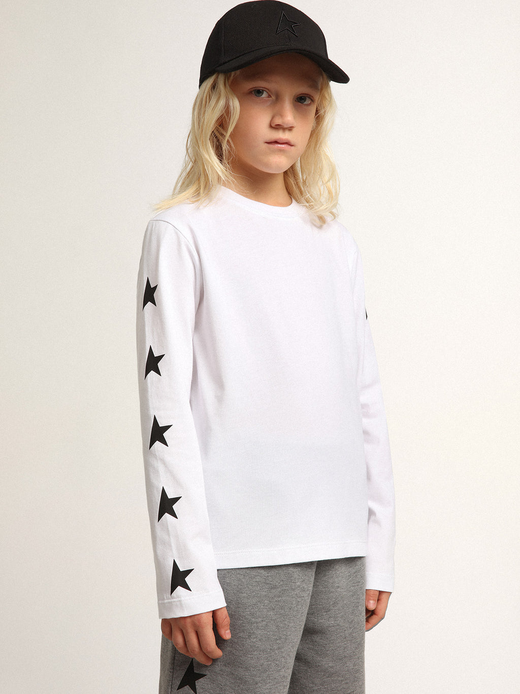 White long-sleeved T-shirt with contrasting black stars| Golden Goose
