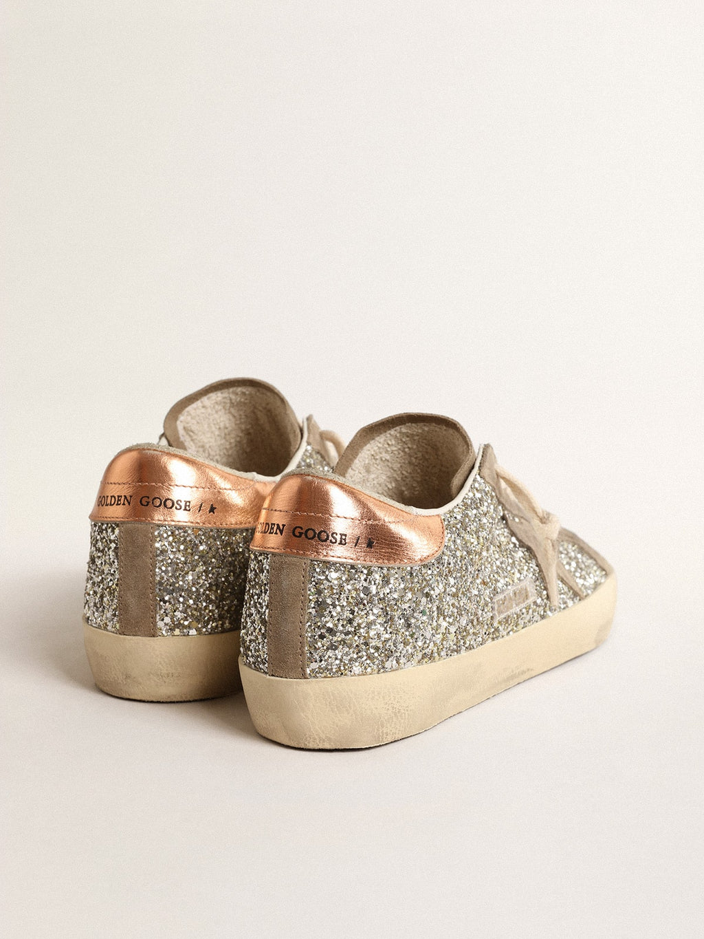 Women's Super-Star in platinum glitter with dove-gray suede star| Golden Goose