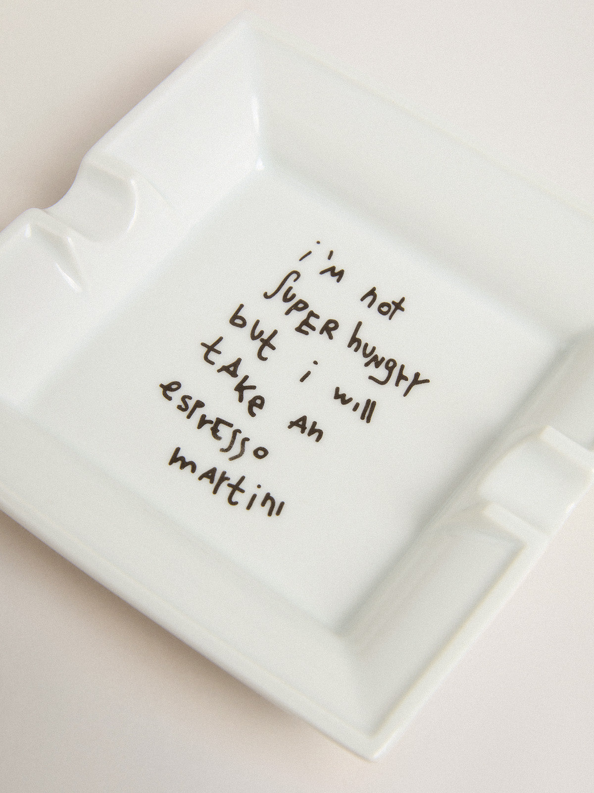 Porcelain plate Dreamed by Room Service HAUS of Dreamers| Golden Goose