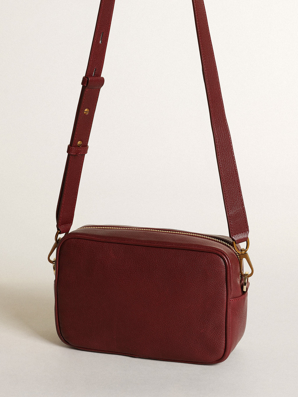 Women's Star Bag in burgundy leather with tone-on-tone star| Golden Goose