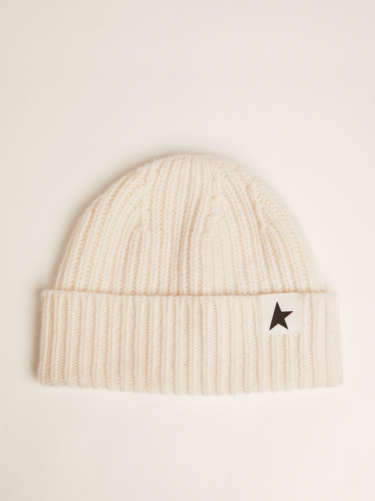 White wool beanie with black star| Golden Goose
