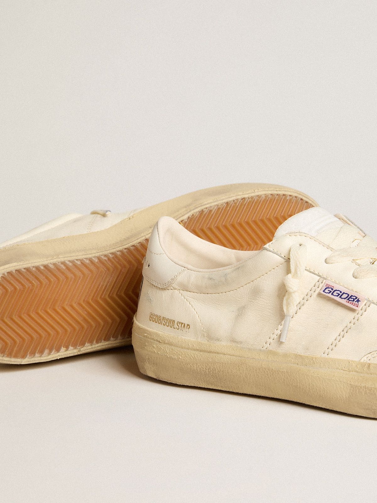 Soul Star in white nappa leather with white leather star| Golden Goose