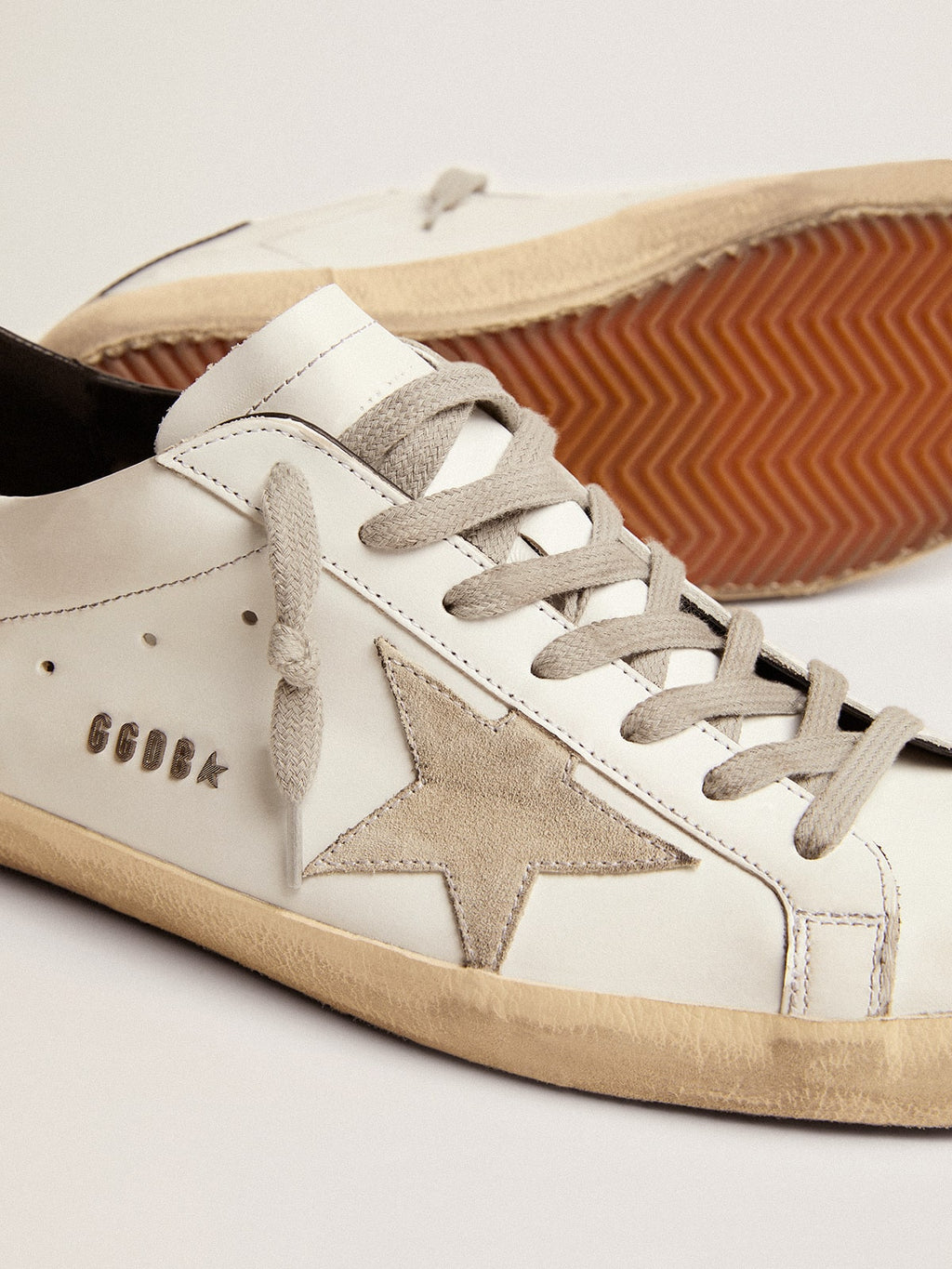 Men's Super-Star with black heel tab and metal stud lettering| Golden Goose