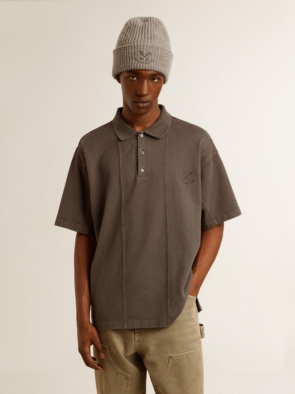 Men's cotton polo shirt in anthracite gray with embroidery| Golden Goose