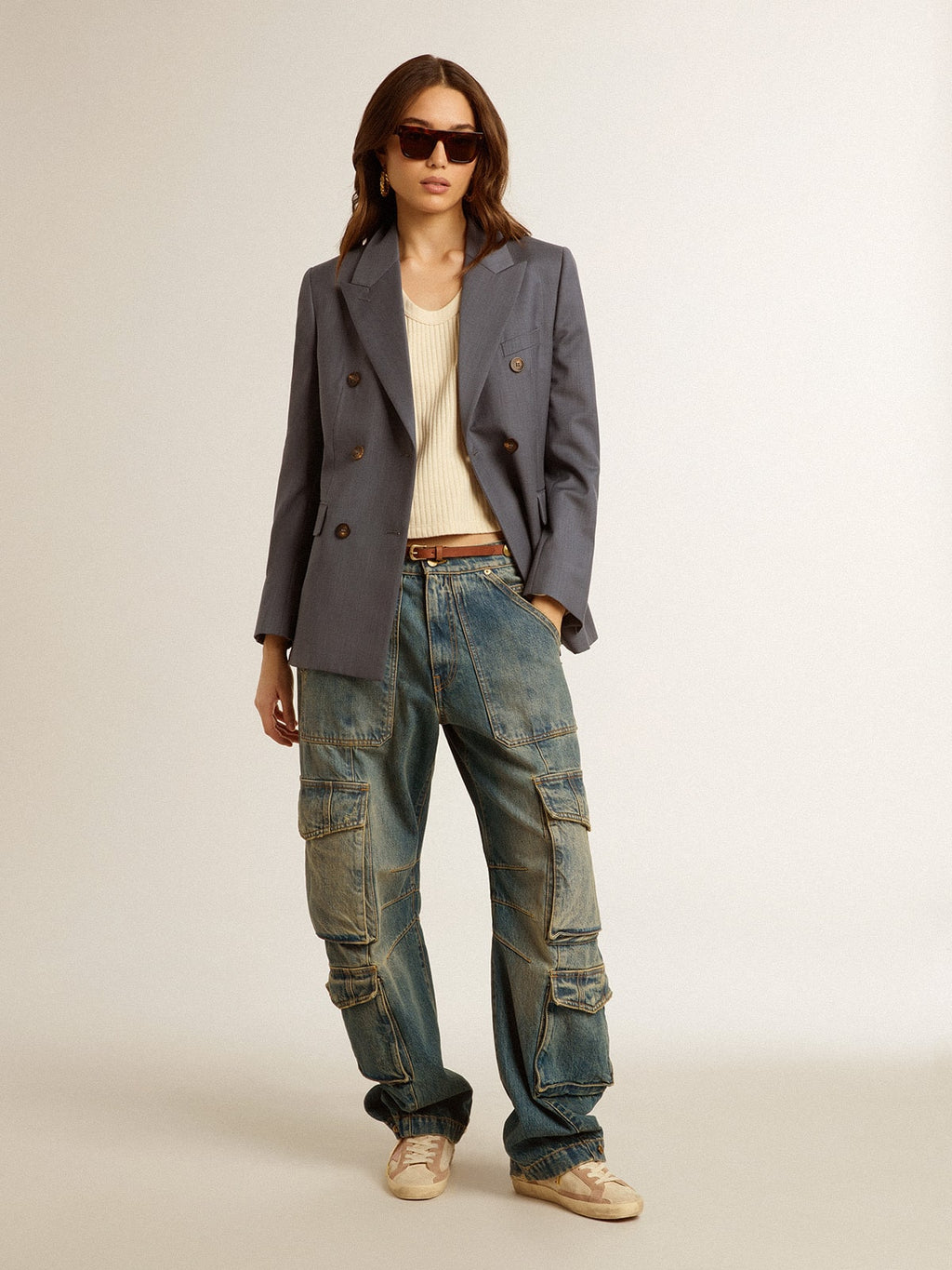 Woman's Super-Star in pale pink suede with suede star and platinum heel tab| Golden Goose